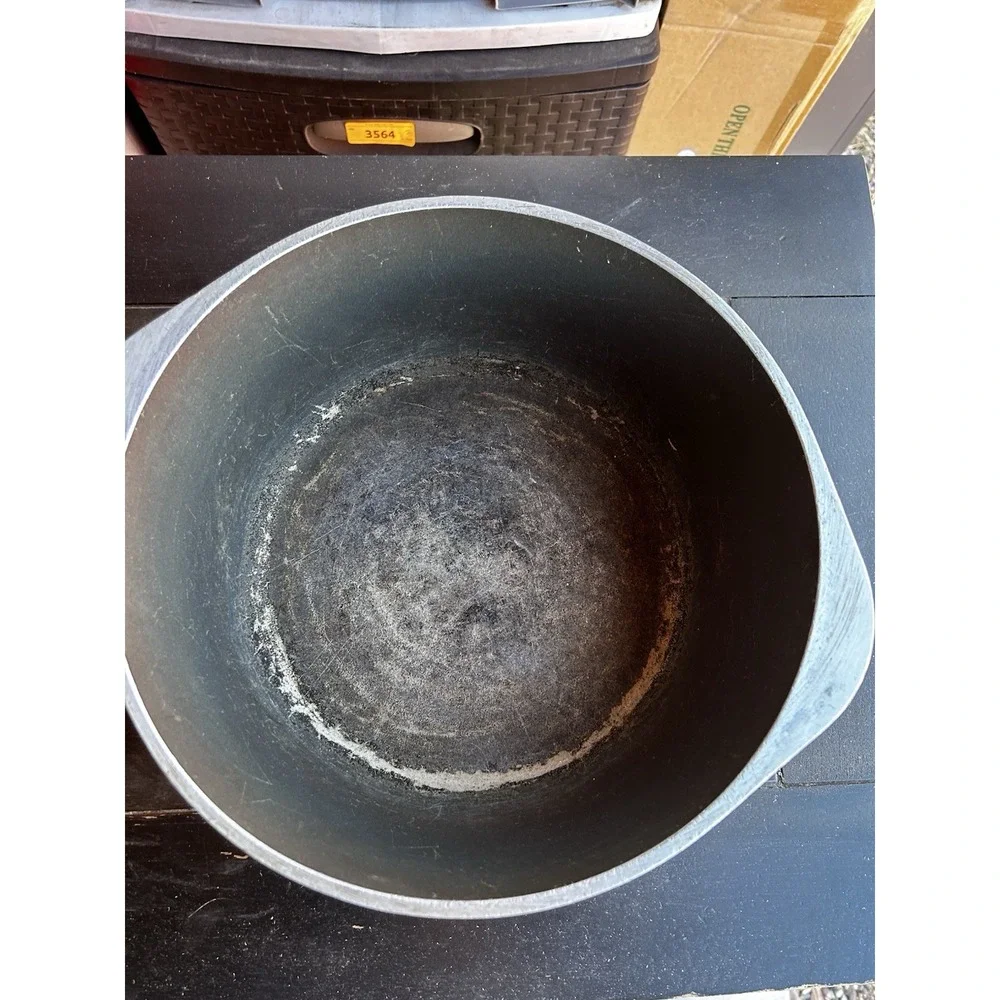 Vintage CLUB 7 Qt. Stock Pot/Dutch Oven W/ Lid Club Harvest Gold Cast Aluminum